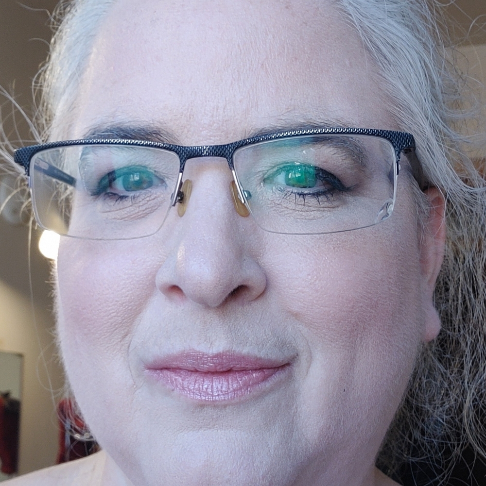 Meet your Posher, Jennie